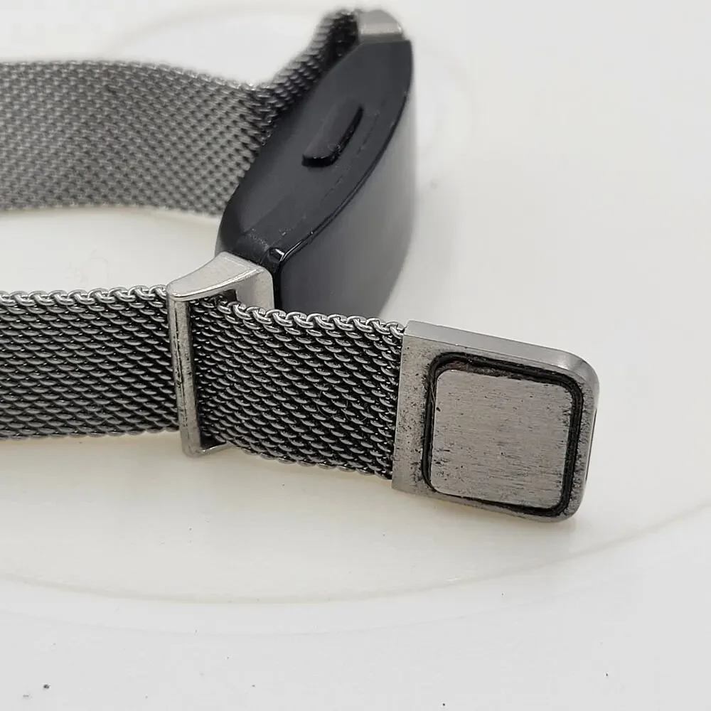 FitBit Fitness Activity Tracker Black Metal Bands Magnetic Lock‎ with Charger